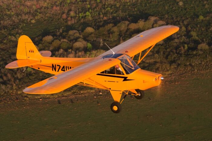 Legend Cub Closed Cowl with Continental Engine - Image 5