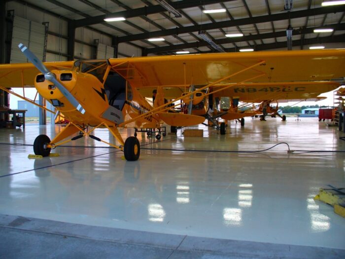 Legend Cub Closed Cowl with Continental Engine - Image 12